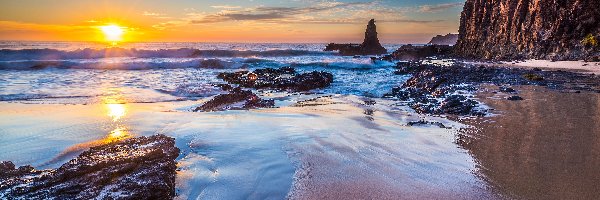Skały, Zachód słońca, Ocean, Plaża