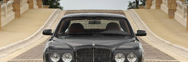 Maska, Bentley Brooklands, Przód