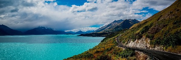 Queenstown, Jezioro Wakatipu, Nowa Zelandia, Góry, Droga