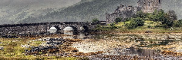 Szkocja, Most, Zamek Eilean Donan Castle, Jezioro Loch Duich Eilean Donan, Wzgórza