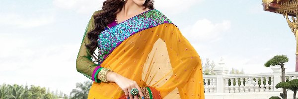 Sari, Kobieta