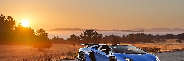 Zachód słońca, LP-750, Lamborghini Aventador