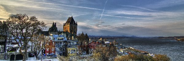 Domy, Kanada, Quebec
