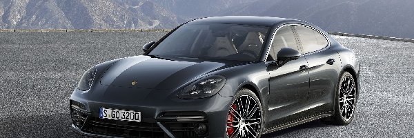 2016, Porsche Panamera Hatchback III