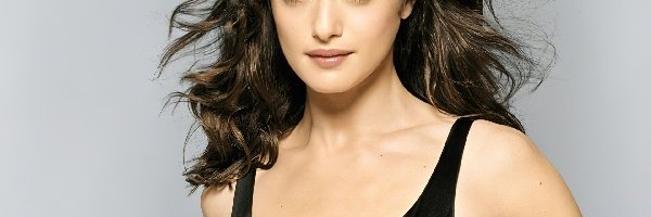 Czarna sekunda, Rachel Weisz