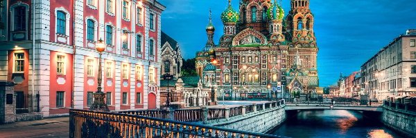 Sankt Petersburg, Kanał Gribojedowa, Cerkiew na Krwi, Ulica, Most