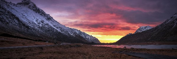 Niebo, Wyspa Flakstadøya, Ramberg, Lofoty, Norwegia, Góry, Wschód słońca