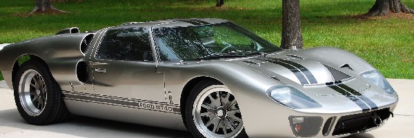 Ford GT40, Samochód