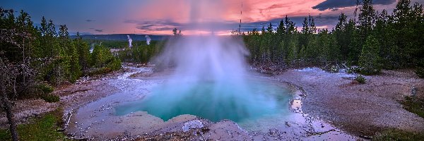 Stany Zjednoczone, Park Narodowy Yellowstone, Stan Wyoming, Gorące źródła, Gejzery