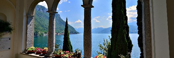 Kwiaty, Włochy, Jezioro, Villa Monastero, Varenna, Kolumny, Góry