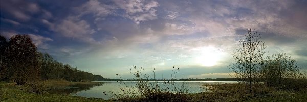 Chmury, Łąka, Jezioro