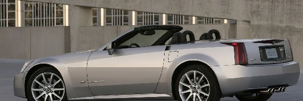 Cadillac XLR