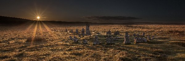 Park Narodowy Dartmoor, Kamienie, Promienie słońca, Anglia