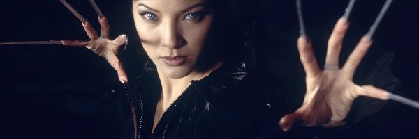 Pazury, Kelly Hu