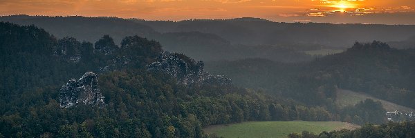 Skały Bastei, Park Narodowy Saskiej Szwajcarii, Góry Połabskie, Zachód słońca, Niemcy