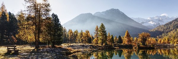 Góry, Ławka, Jezioro, Promienie słońca, Drzewa