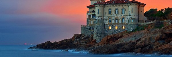 Zachód słońca, Calafuria, Prowincja Livorno, Castello del Boccale, Zamek Boccale, Morze, Włochy