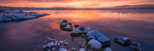 Śnieg, Jezioro Tyrifjorden, Zachód Słońca, Kamienie, Okręg Buskerud, Norwegia