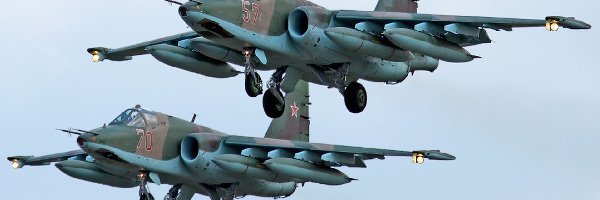 Samoloty, Su-25, Bombowe, Dwa