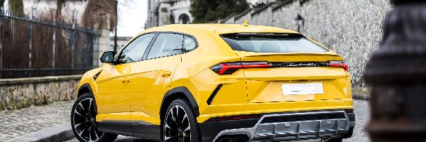 Lamborghini Urus, Droga, Budynki, Żółte