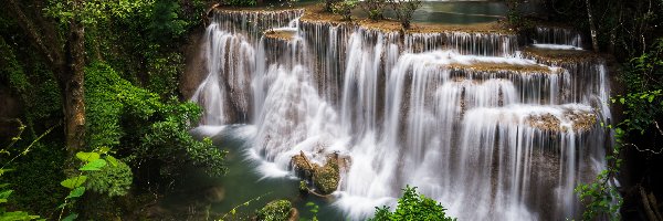 Prowincja Kanchanaburi, Kaskada, Park Narodowy Erawan, Tajlandia, Drzewa, Wodospad Erawan waterfall