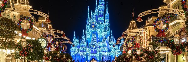 Magic Kingdom, Miasto Bay Lake, Stan Floryda, Zamek, Noc, Świąteczne, Park rozrywki Walt Disney World, Światła, Disneyland, Dekoracje, Zamek Kopciuszka, Stany Zjednoczone