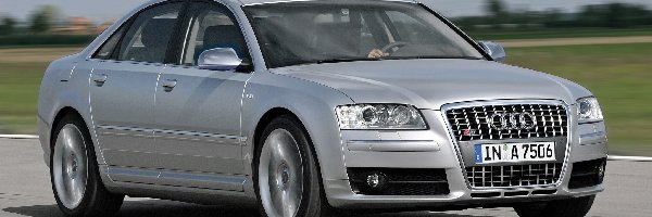 Audi S8, Srebrne