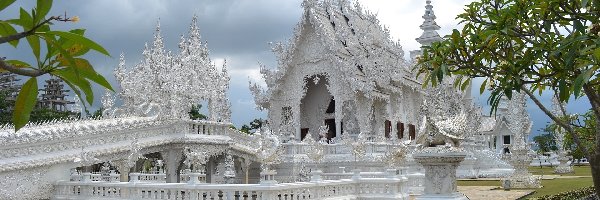 Wat Rong Khun, Tajlandia, Prowincja Chiang Rai, Biała Świątynia
