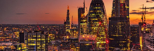 Wieżowiec 30 St Mary Axe, City of London, Panorama miasta, Zachód słońca, Londyn, Anglia