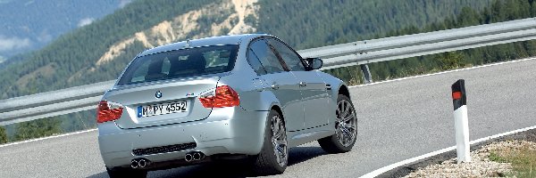 BMW M3, Jezdny, Układ, E90