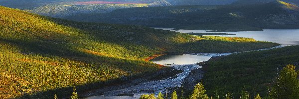 Góry Kołymskie, Obwód magadański, Jezioro Jack London, Rosja, Kołyma