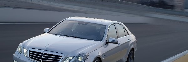 Limuzyna, AMG, Mercedes Benz E63