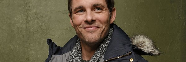 Aktor, James Marsden, Uśmiechnięty