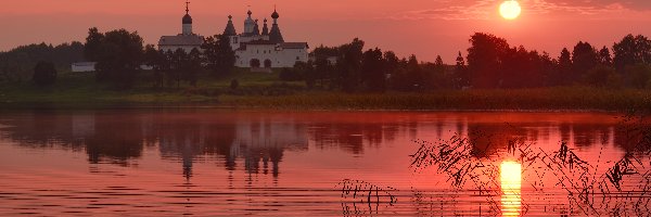 Jezioro, Zachód słońca, Drzewa, Cerkiew