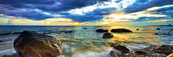 Kamienista, Morze, Plaża, Chmury, Fale