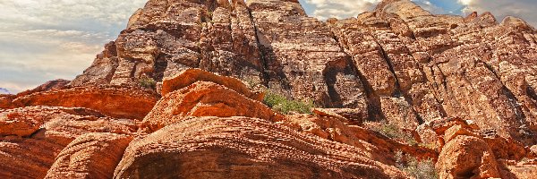 Chmury, Red Rock Canyon National Conservation Area, Rezerwat przyrody, Stan Nevada, Stany Zjednoczone, Skały, Góry