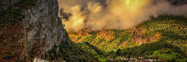 Norwegia, Woda, Statek, Chmury, Góry, Geirangerfjord, Osada