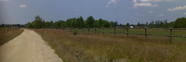 Piaskowa, Droga