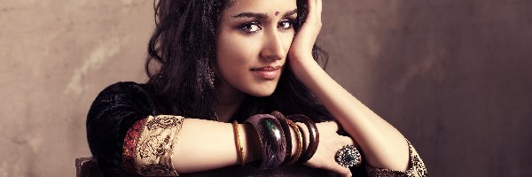 Bollywood, Hinduska, Kobieta