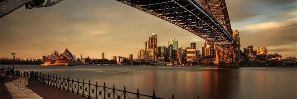 Australia, Zatoka Port Jackson, Sydney, Sydney Opera House, Most Sydney Harbour Bridge