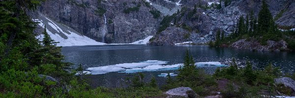 Roślinność, Stany Zjednoczone, Góry, Śnieg, Stan Utah,  Jezioro Cyclone Lake