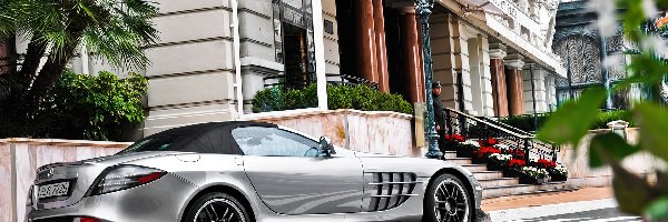 Mercedes SLR