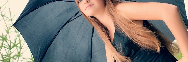 Parasolka, Blondynka