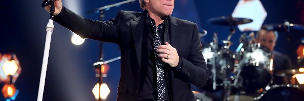 Jon Bon Jovi, Piosenkarz, Muzyk, Bon Jovi, Zespół