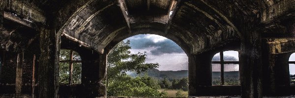 Okno, Ruina