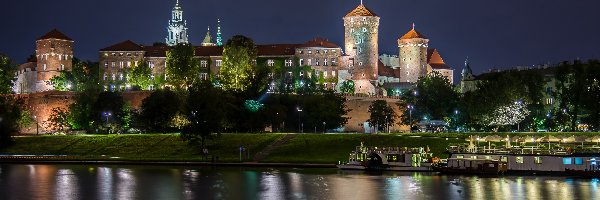 Kraków, Rzeka Wisła, Zamek Królewski na Wawelu, Polska