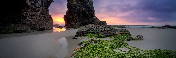 Gmina Ribadeo, Ocean Atlantycki, Plaża Katedr, Hiszpania, Łuk, Omszałe, Morze, Skała, Galicja, Skały, Prowincja Lugo, Plaża As Catedrais