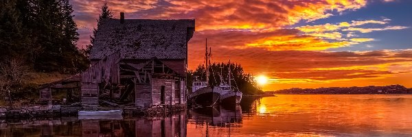 Dom, Morze Północne, Kutry, Wyspa Toftøya, Norwegia, Zachód słońca, Łodzie