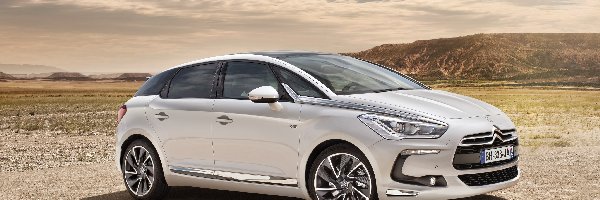 DS5, Citroen, Biały