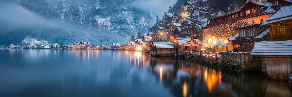 Jezioro Hallstattersee, Domy, Góry, Mgła, Hallstatt, Austria